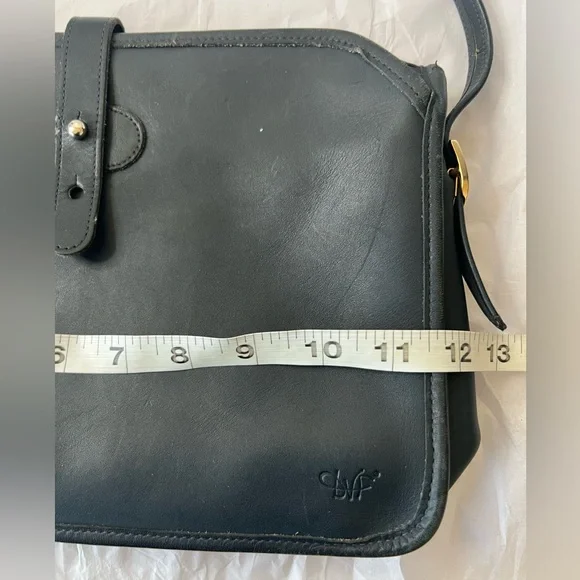 RARE VINTAGE DIANE VON FURSTENBERG LEATHER BAG - Picture 16 of 16